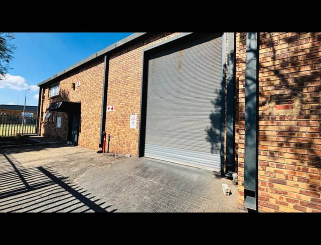 183M² WAREHOUSE TO LET IN ROBERTVILLE